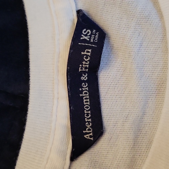 Abercrombie & Fitch Short Sleeve Tee Bundle - Picture 6 of 6